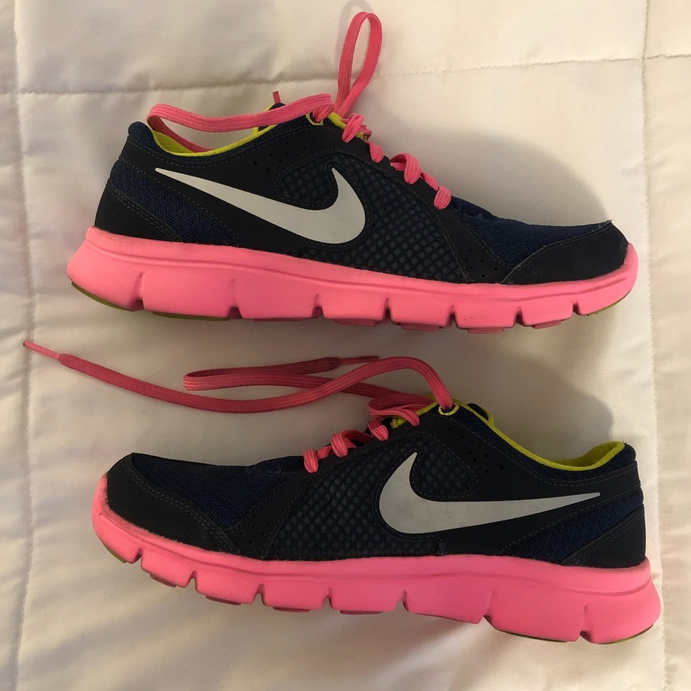 Nike Flex Experience RN 2 Sneaker